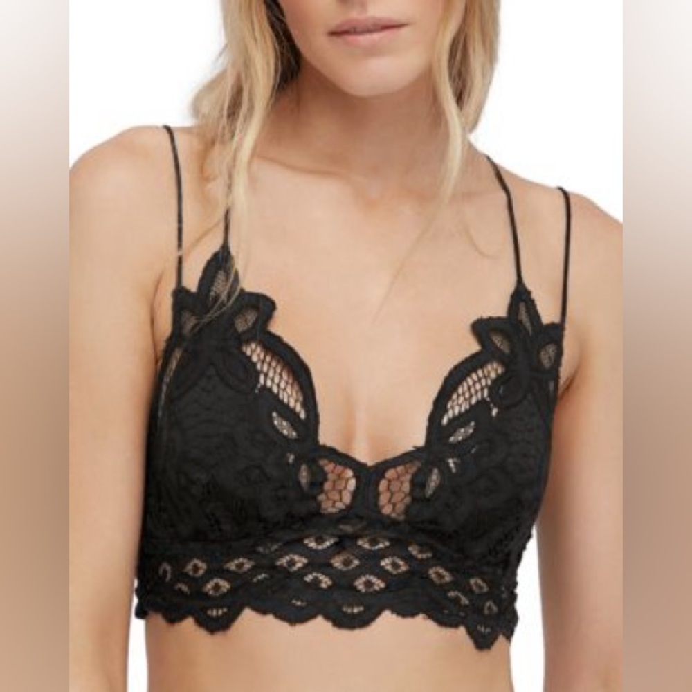 Free People Adella Longline Bralette ✨🖤